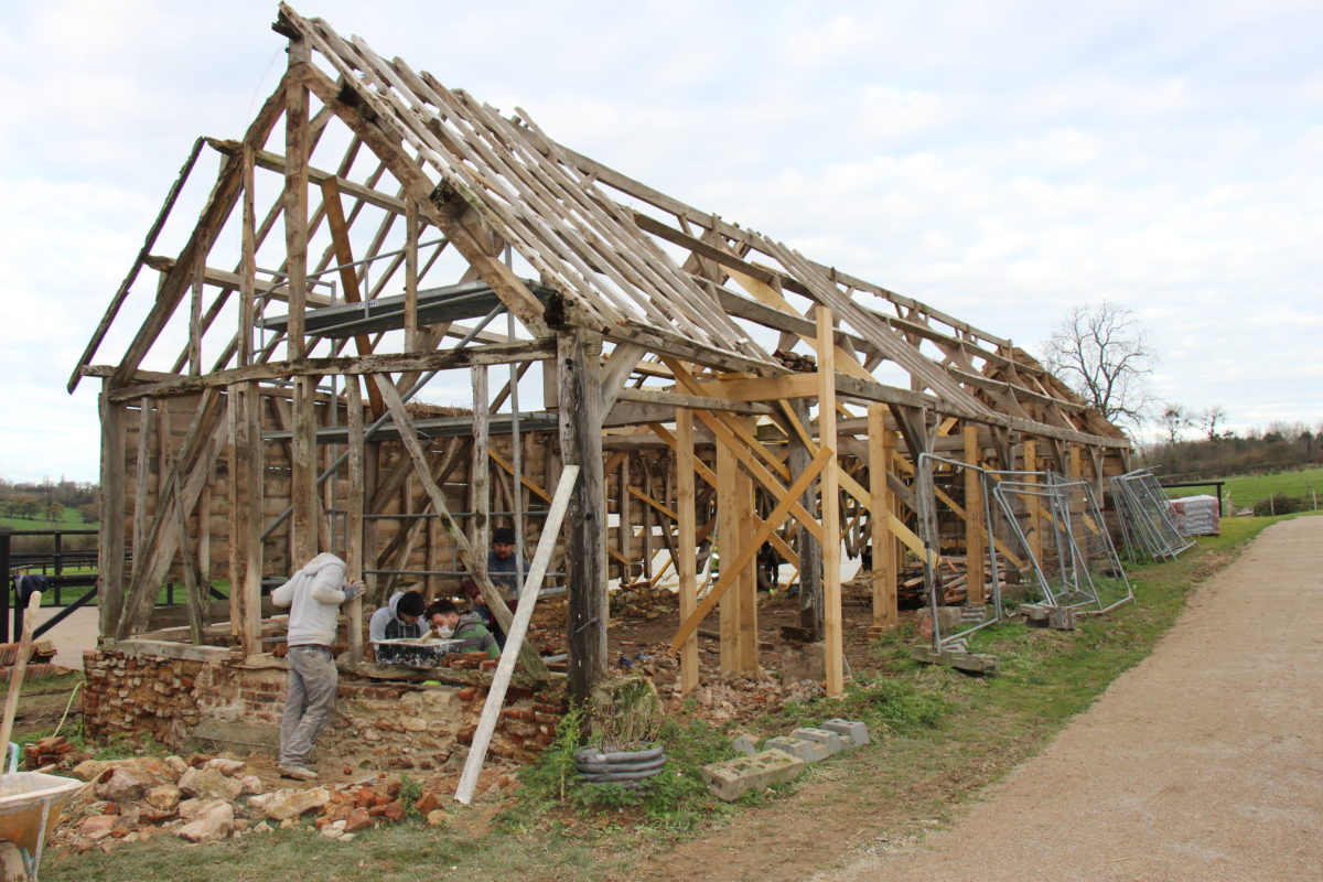 Restauration d’un chartil à la Maison du Cheval Boulonnais